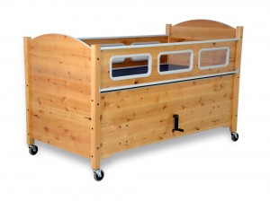 SleepSafe® II - Medium Bed - Manual HiLo with Electric Articulation - Alder Wood Finish